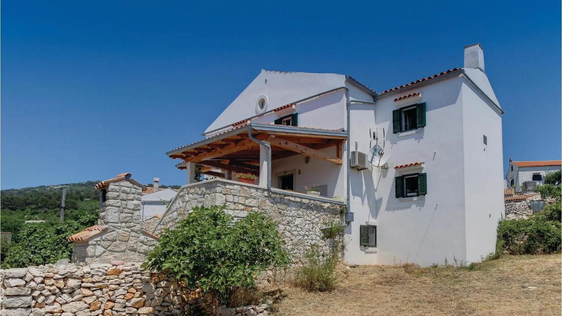 Nice Home In Vidovici With Wifi
